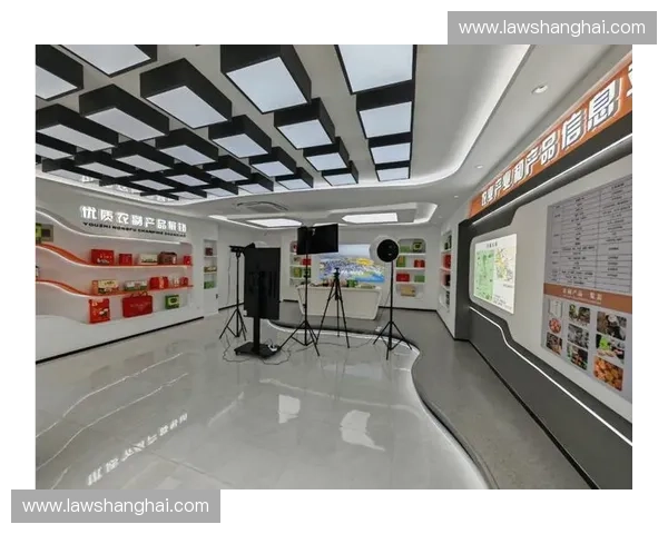 以直播免费模式为核心打造全民共享互动新生态平台